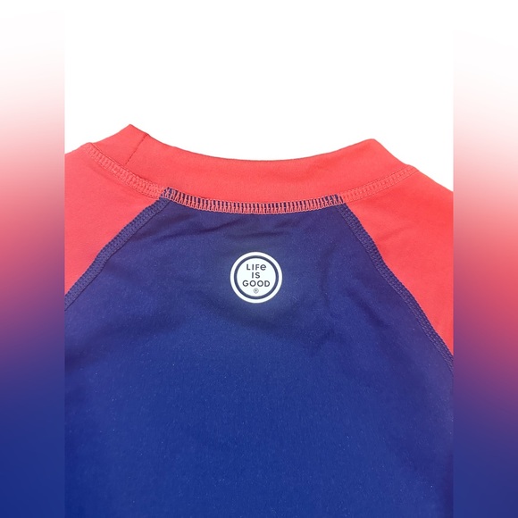 BOYS/GIRLS Life is Good Logo long sleeve rash/sun guard UPF50 RED/BLUE Sz: 6 NWT - Picture 5 of 12